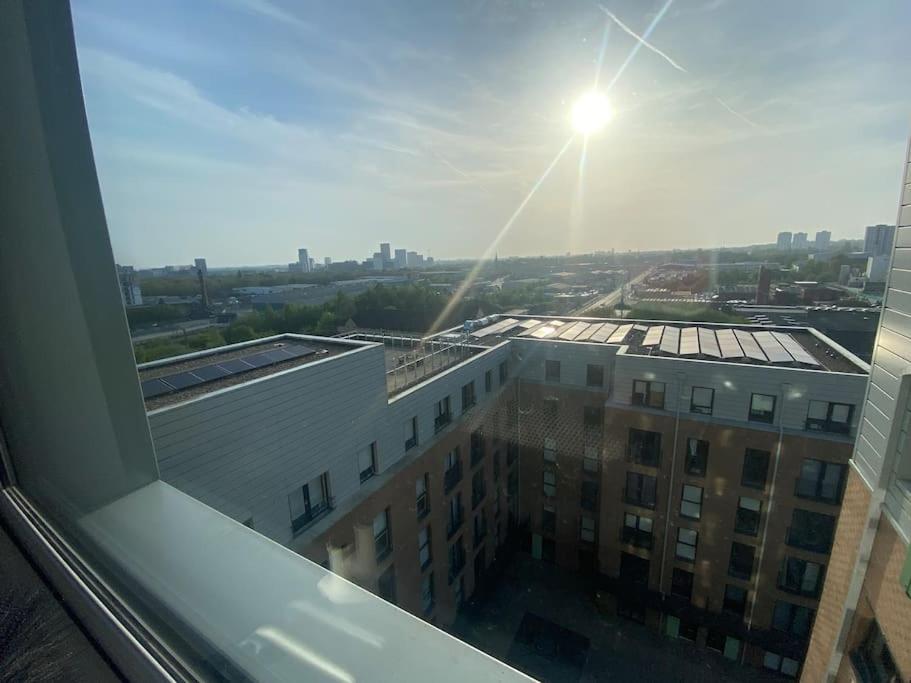 Prime Suite 2 Bedroom Apartment With Rooftop Terrace Манчестър Екстериор снимка
