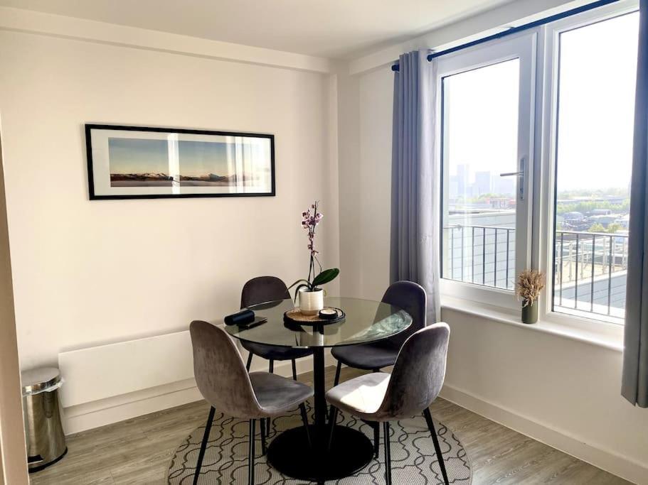 Prime Suite 2 Bedroom Apartment With Rooftop Terrace Манчестър Екстериор снимка