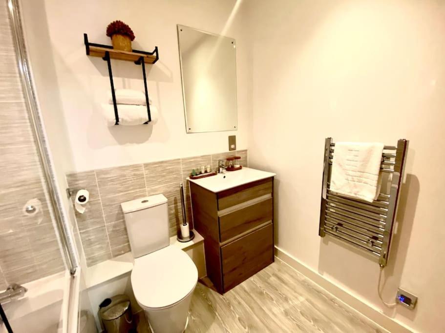 Prime Suite 2 Bedroom Apartment With Rooftop Terrace Манчестър Екстериор снимка